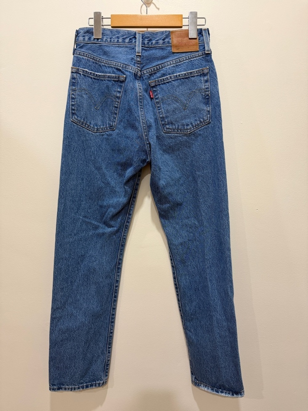 Levi's 501 High-Rise Blue Straight Jeans - Picture 7 of 12
